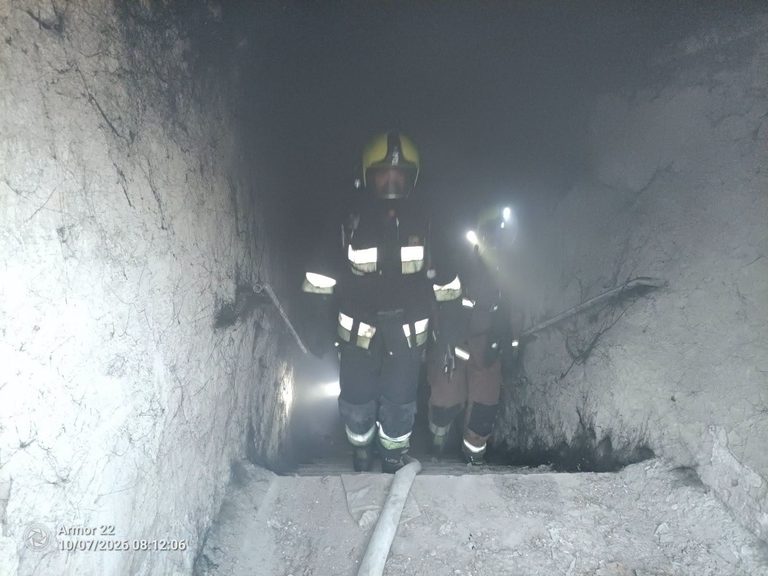 (FOTO) Incendiu într-un edificiu de protecție civilă din Chișinău
