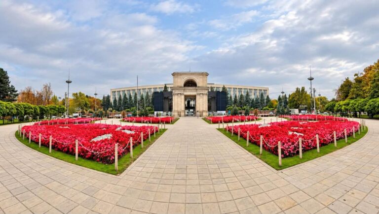 Orașul Chișinău își sărbătorește astăzi Hramul